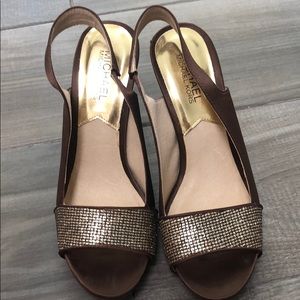Shimmer Slingback Pump,Bronze/Gold,7 M US